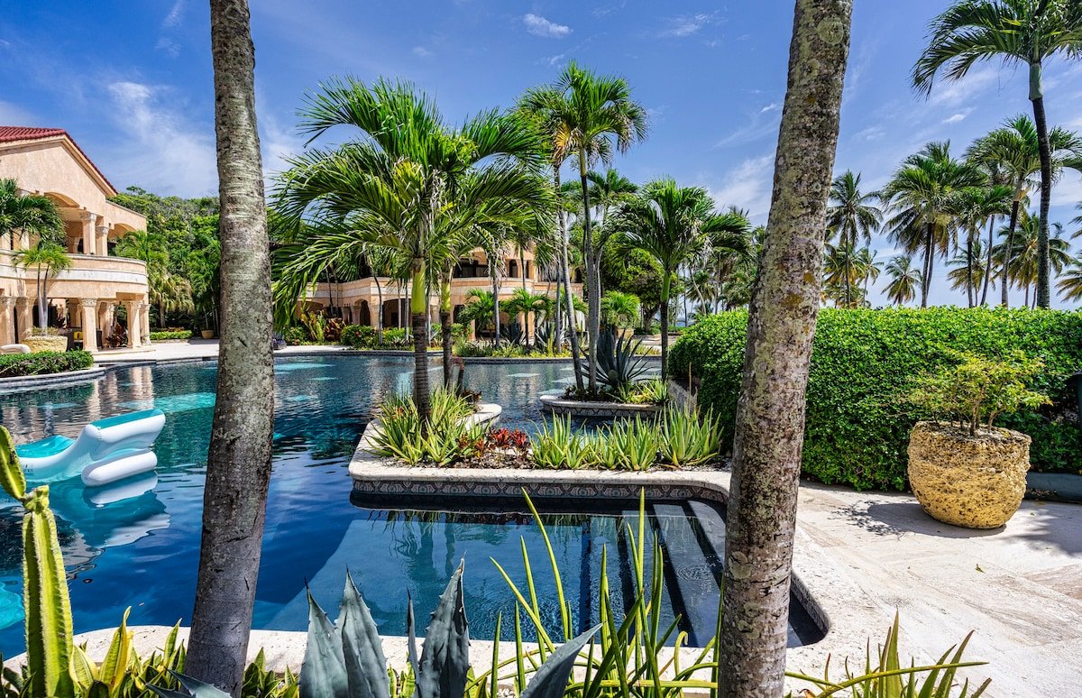 Villa Anacaona. All-Inclusive 20 Suites Villa gallery image 4