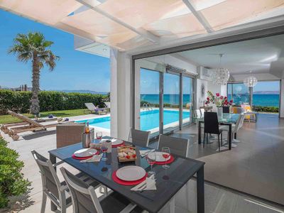 Luxury Villa with Private pool next to sandy beach