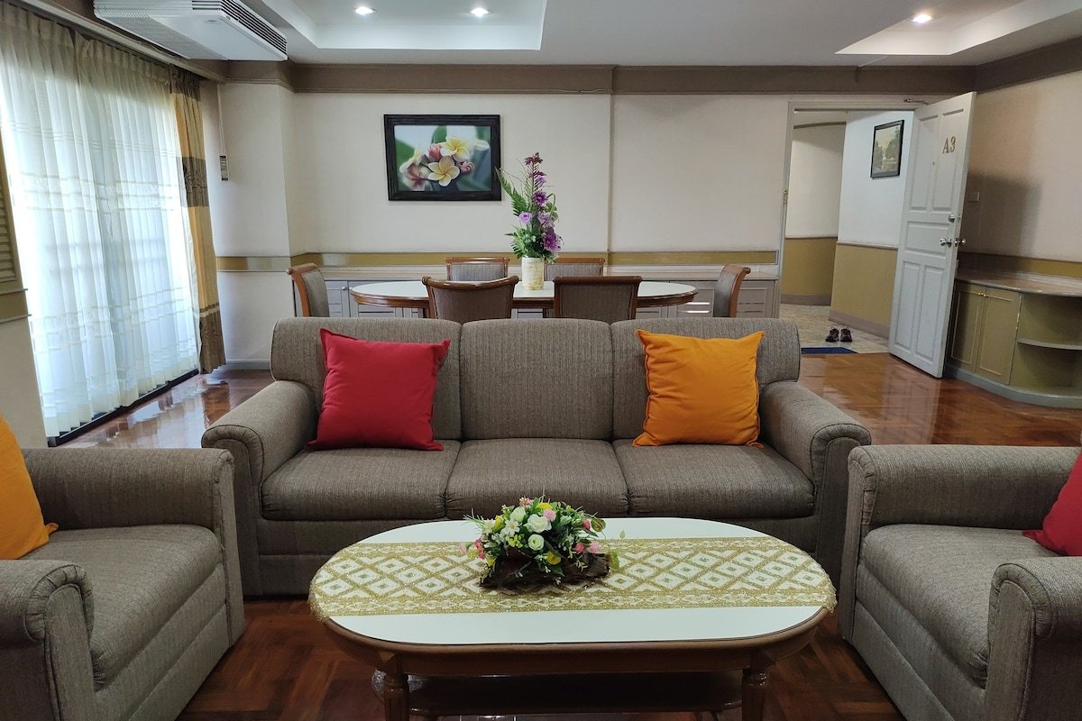 BTS Prom Phong*Samitivej Hospital*Shuttle Service gallery image 5