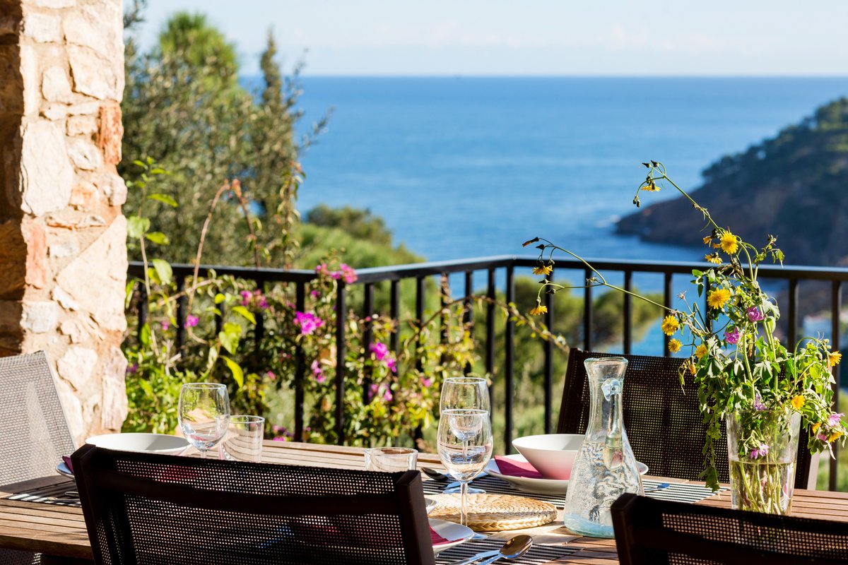 Luna Llena | charming villa Begur | seaview