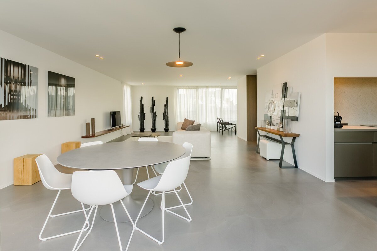 Nouveau Loft/Duplex/Penthouse élégant (Apt 6) gallery image 5