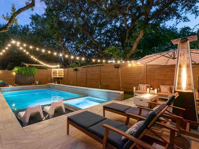 Zilker Getaway: Saltwater Pool and Barton Springs