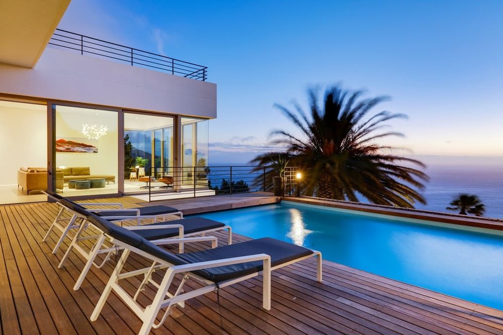 Photo 1 of The Views accommodation in Camps Bay, Cape Town with 4 bedrooms and 4 bathrooms