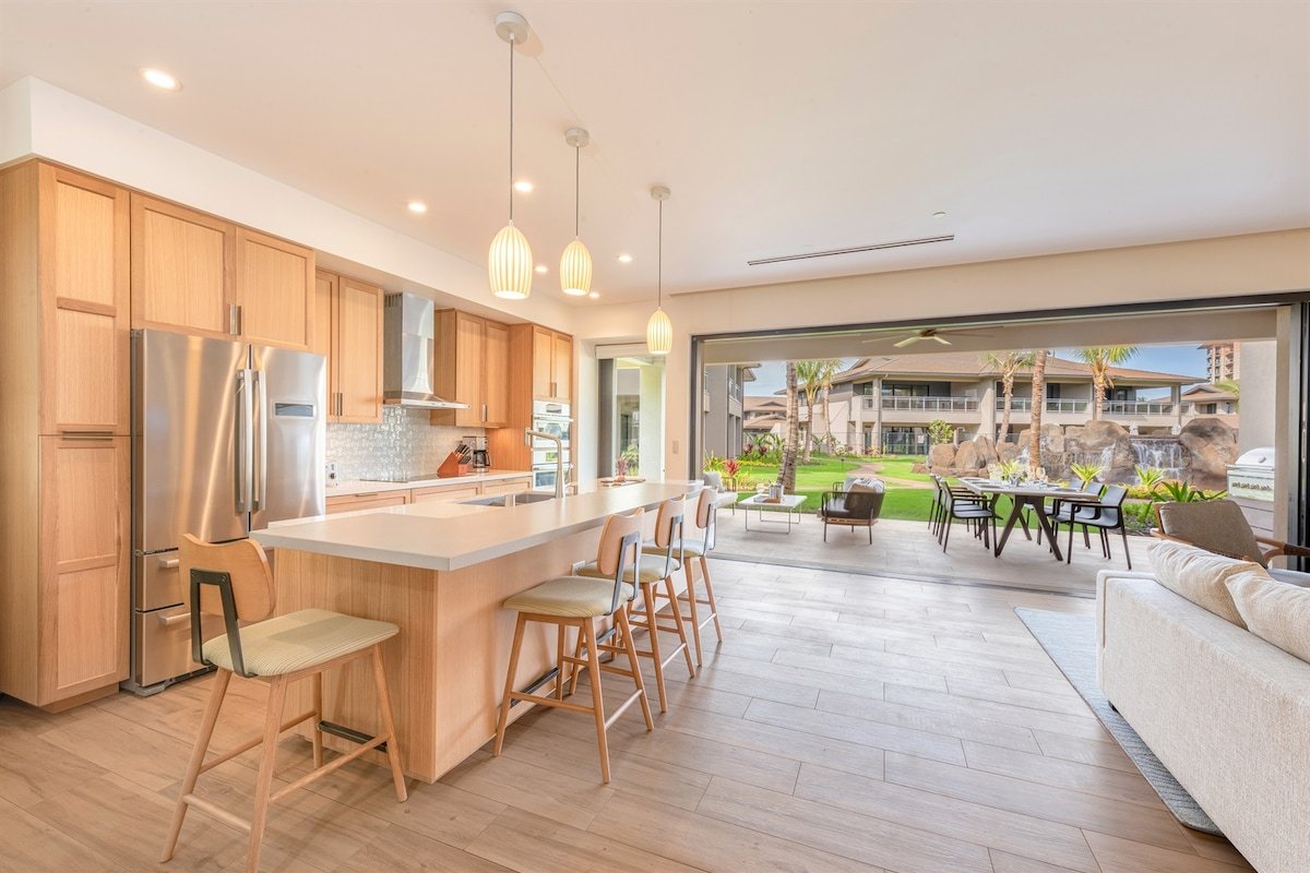 KLVR presents Honua Kai Resort, Luana Villa 11A gallery image 2