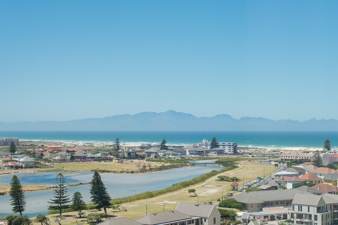 Majestic heritage mountainside home in Muizenberg gallery image 5