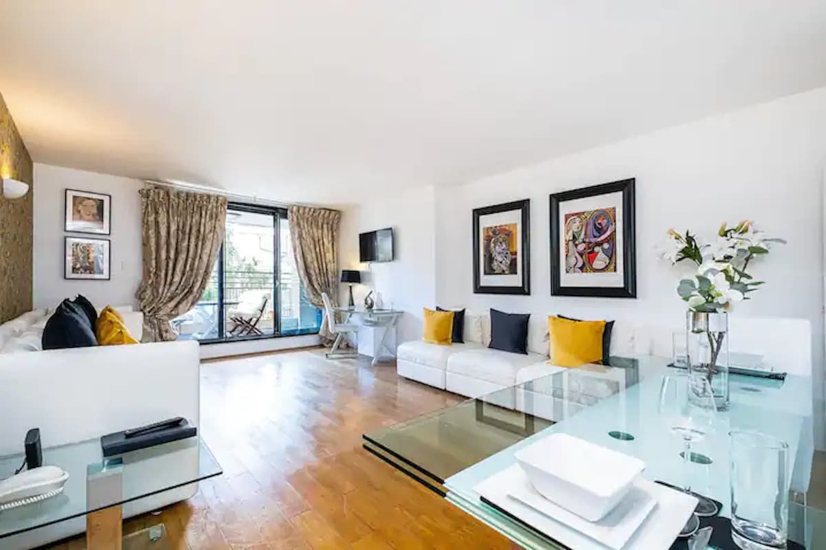 Luxury 2bed, Cromwell Road, South Kensington gallery image 5