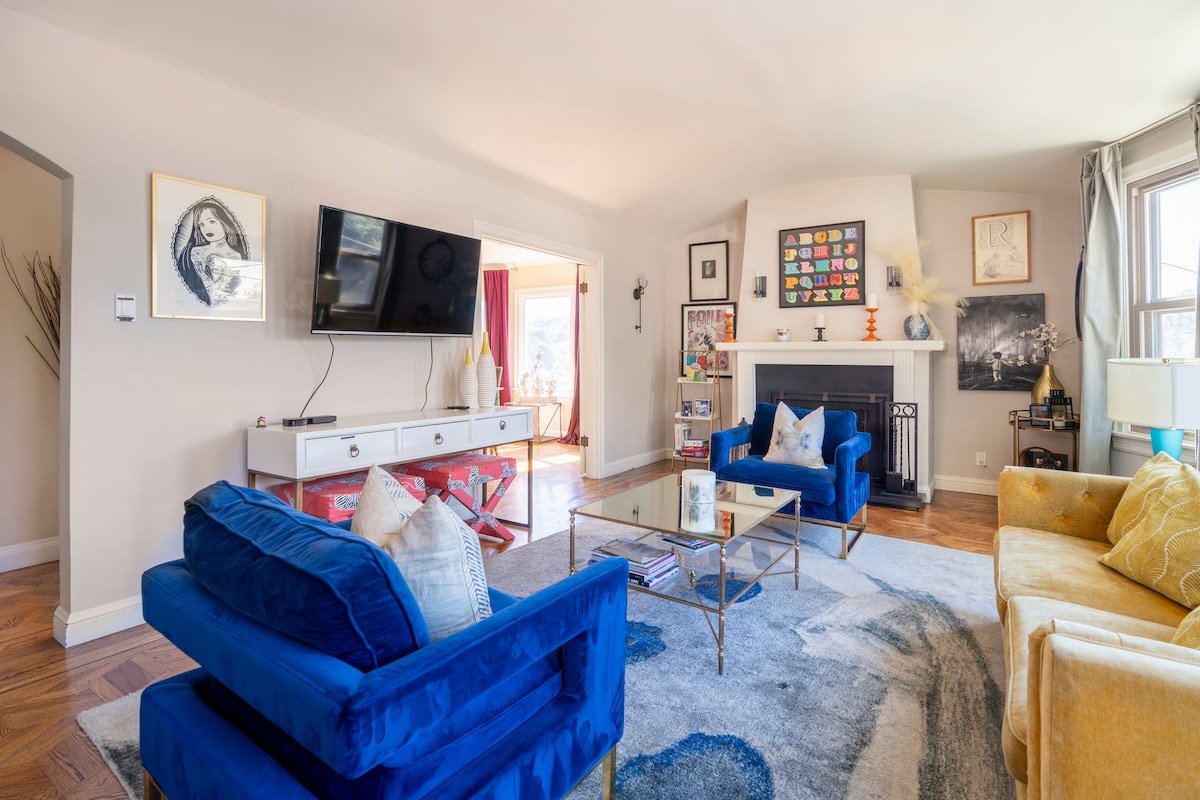 Vibrant Artful Home in SF gallery image 4