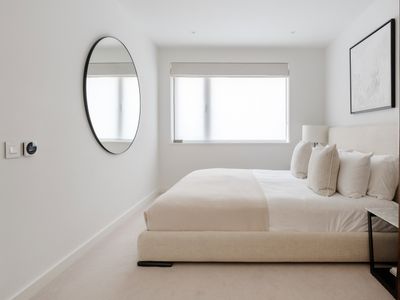 Stunning Townhouse with Gym and AC