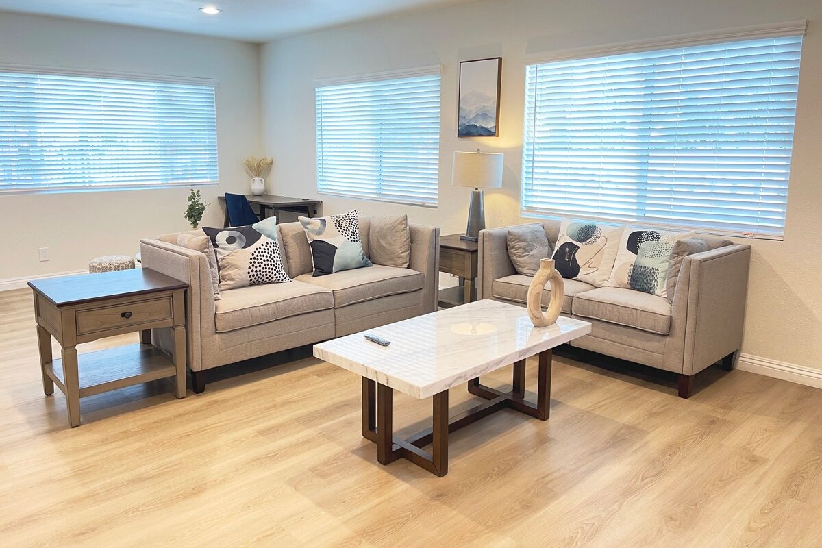 2 Houses New 4BR3B+1B1B Fully Remodeled 17 Guests gallery image 5