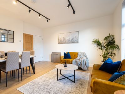 The Withington 3Bed & 2Bath Close To Christies