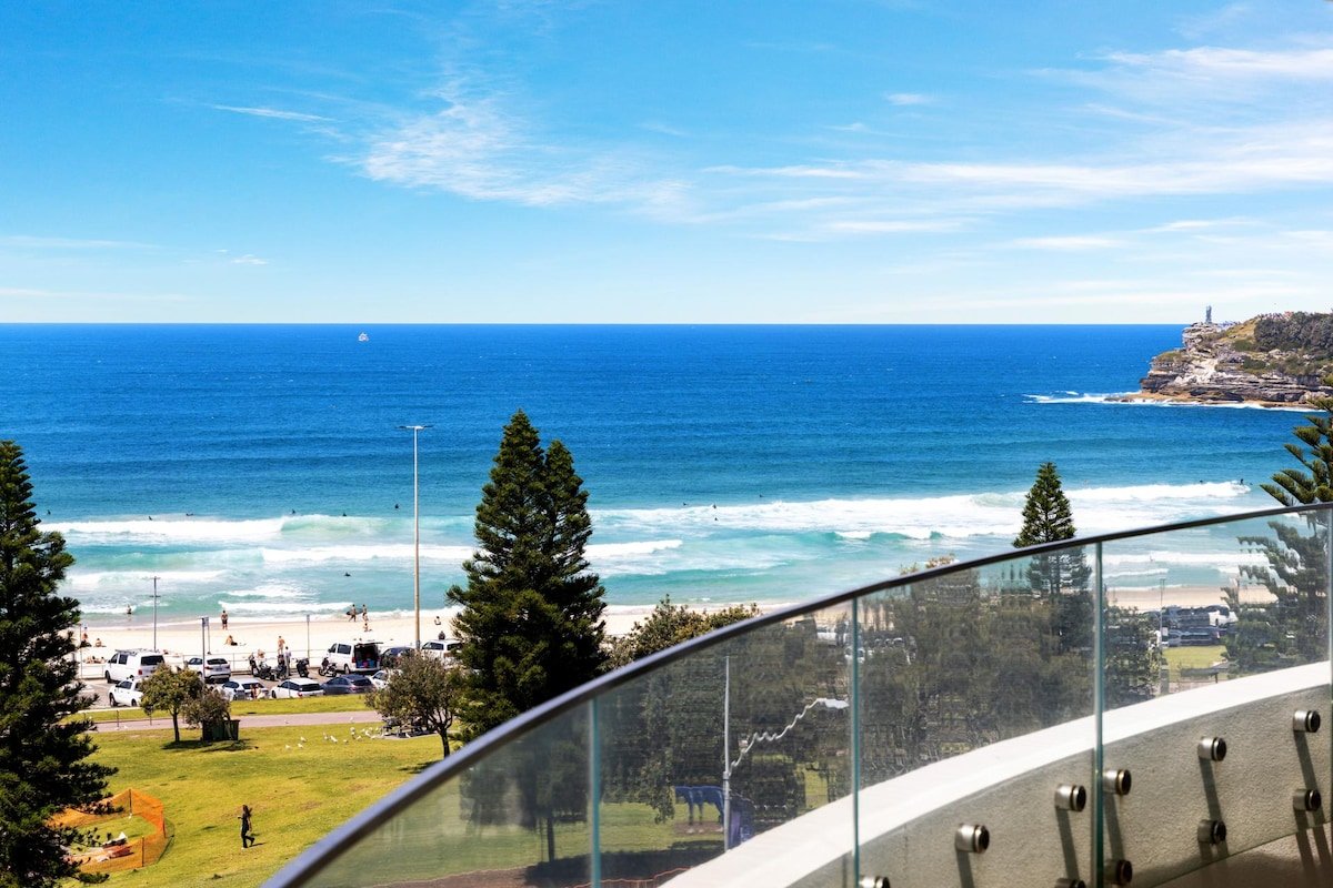 Breathtaking Bondi Beach Views gallery image 2