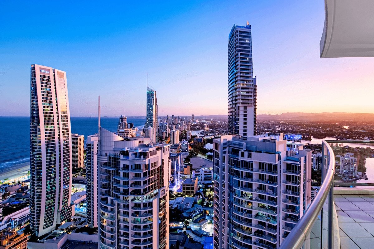 Level 45 Luxury Sub-Penthouse in Towers of Chevron