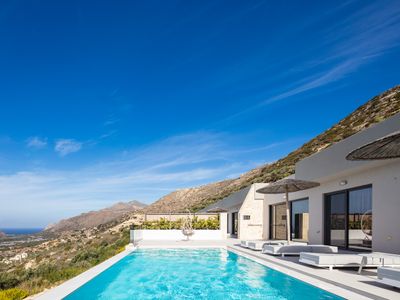 Villa Erato, Private pool, Sea view, Luxury, Quiet