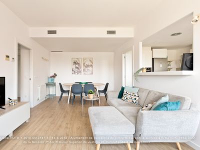 Close beach , Sagrada & city center