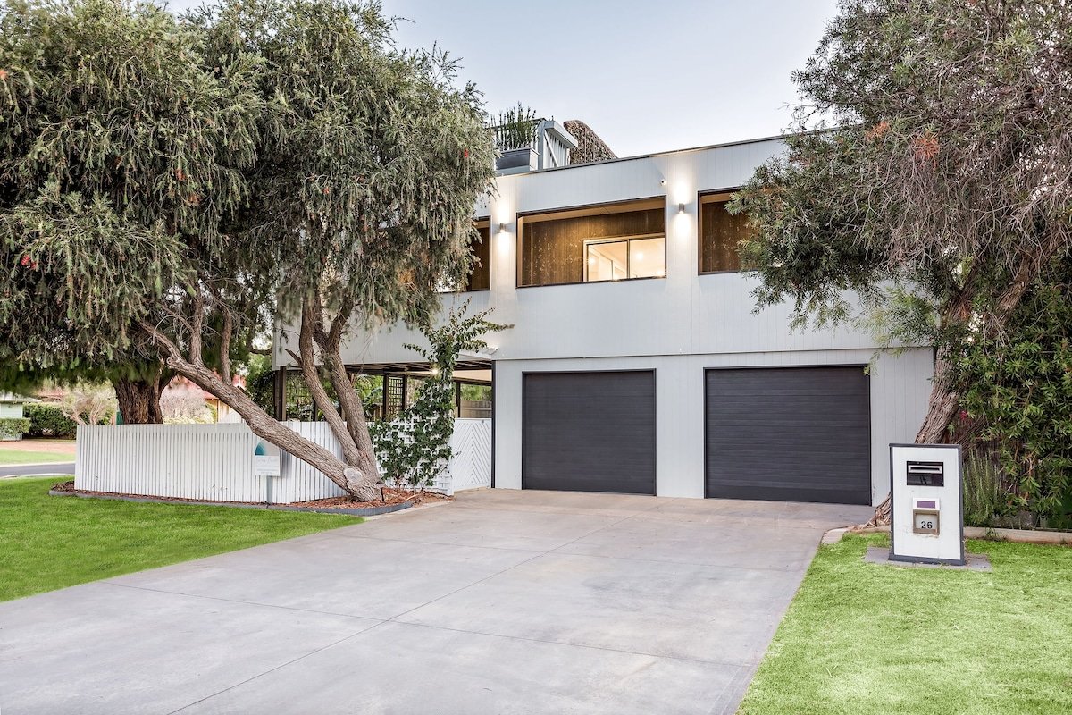 Rooftop Retreat gallery image 3