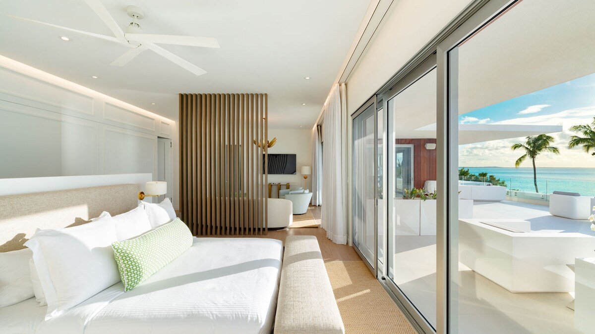 Sole E Mare – 10 bedroom Grace Bay Estate gallery image 4