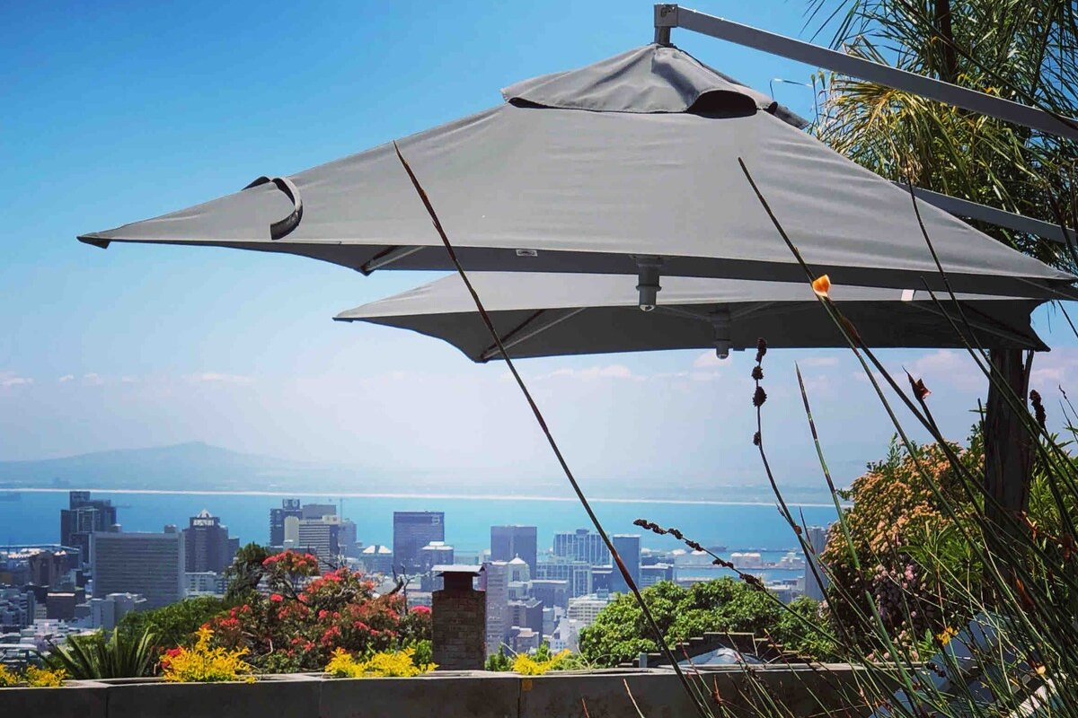 Luxury Villa Higgovale 360° Views | solar backup gallery image 4