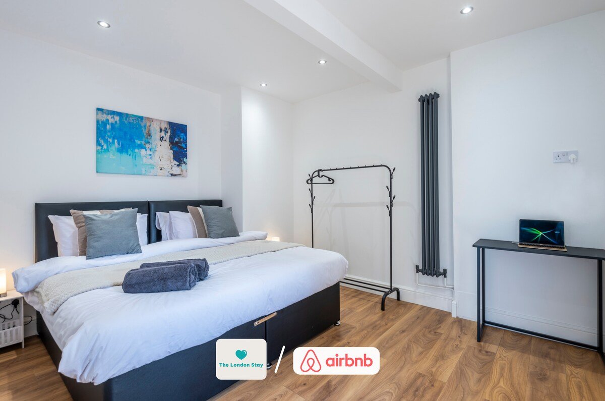 30%Off|4BdHs|London|Sleeps7|FreeParking|SuperKings gallery image 5