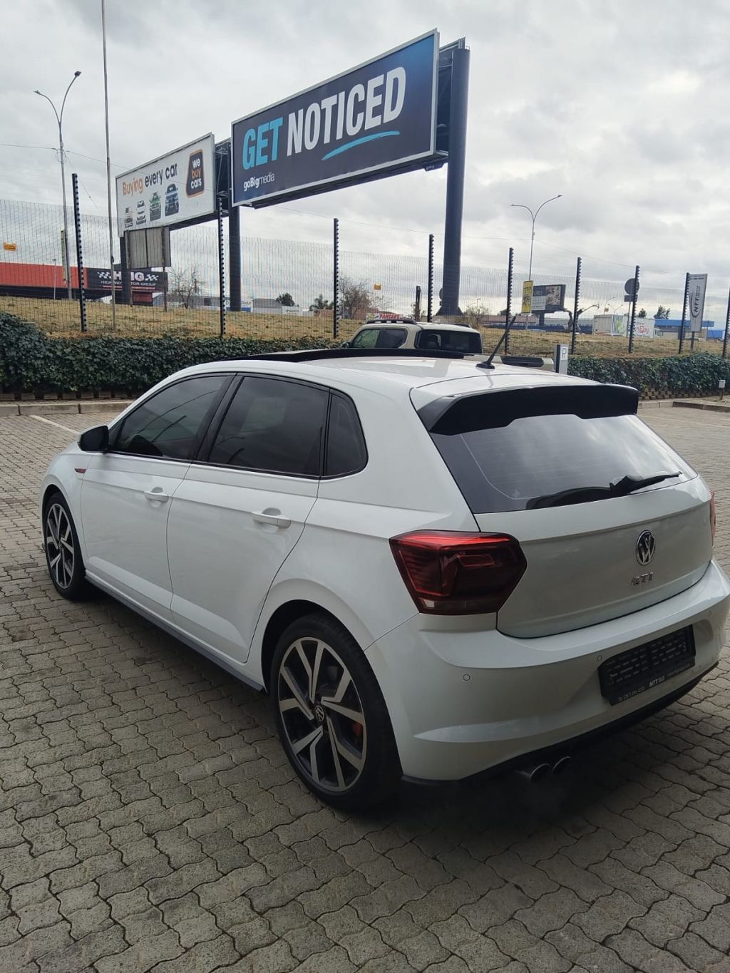 Used car gallery