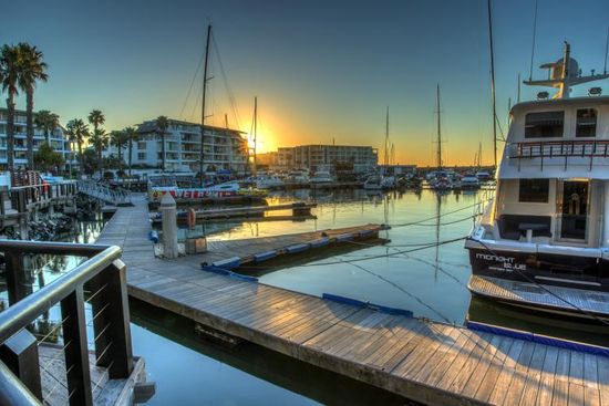 Photo 2 of Albright accommodation in V&A Waterfront, Cape Town with 3 bedrooms and 2 bathrooms