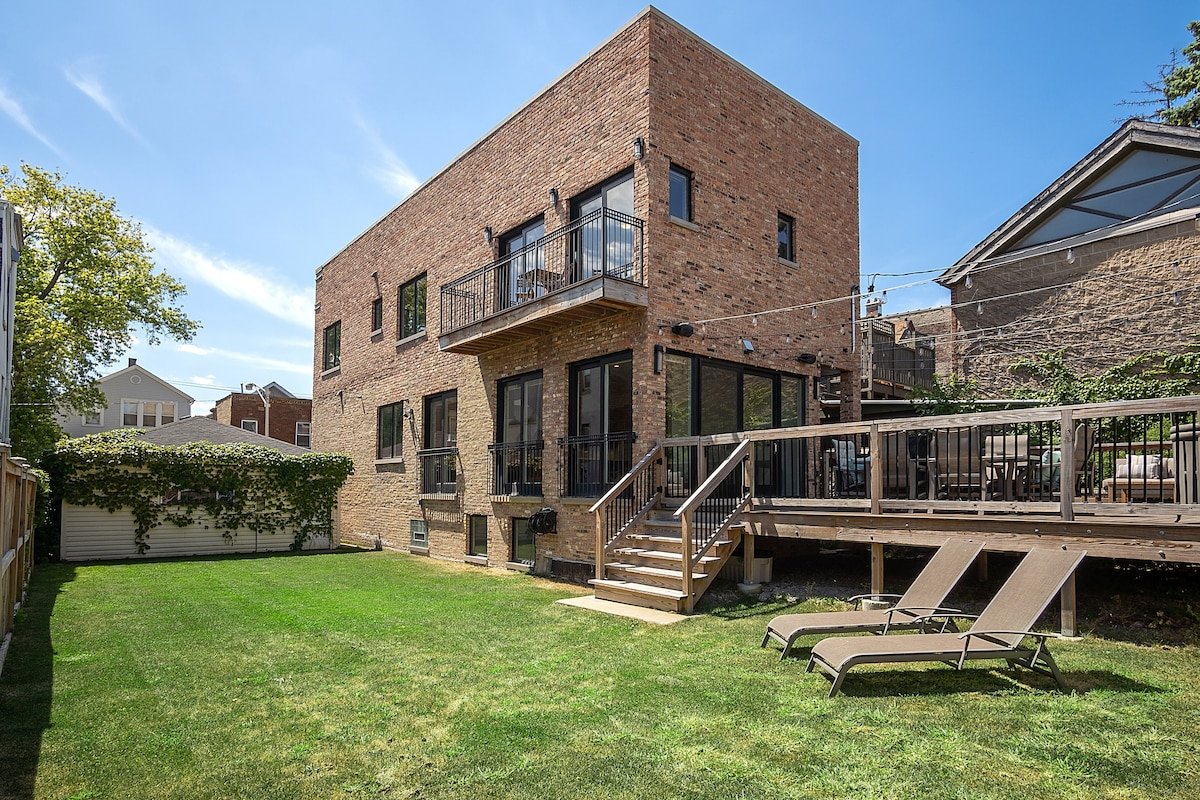 Your Gorgeous Modern Home Featured On T.V. gallery image 2