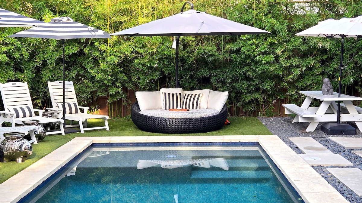 Winter Hot Tub Vibes – Heated Pool! gallery image 4