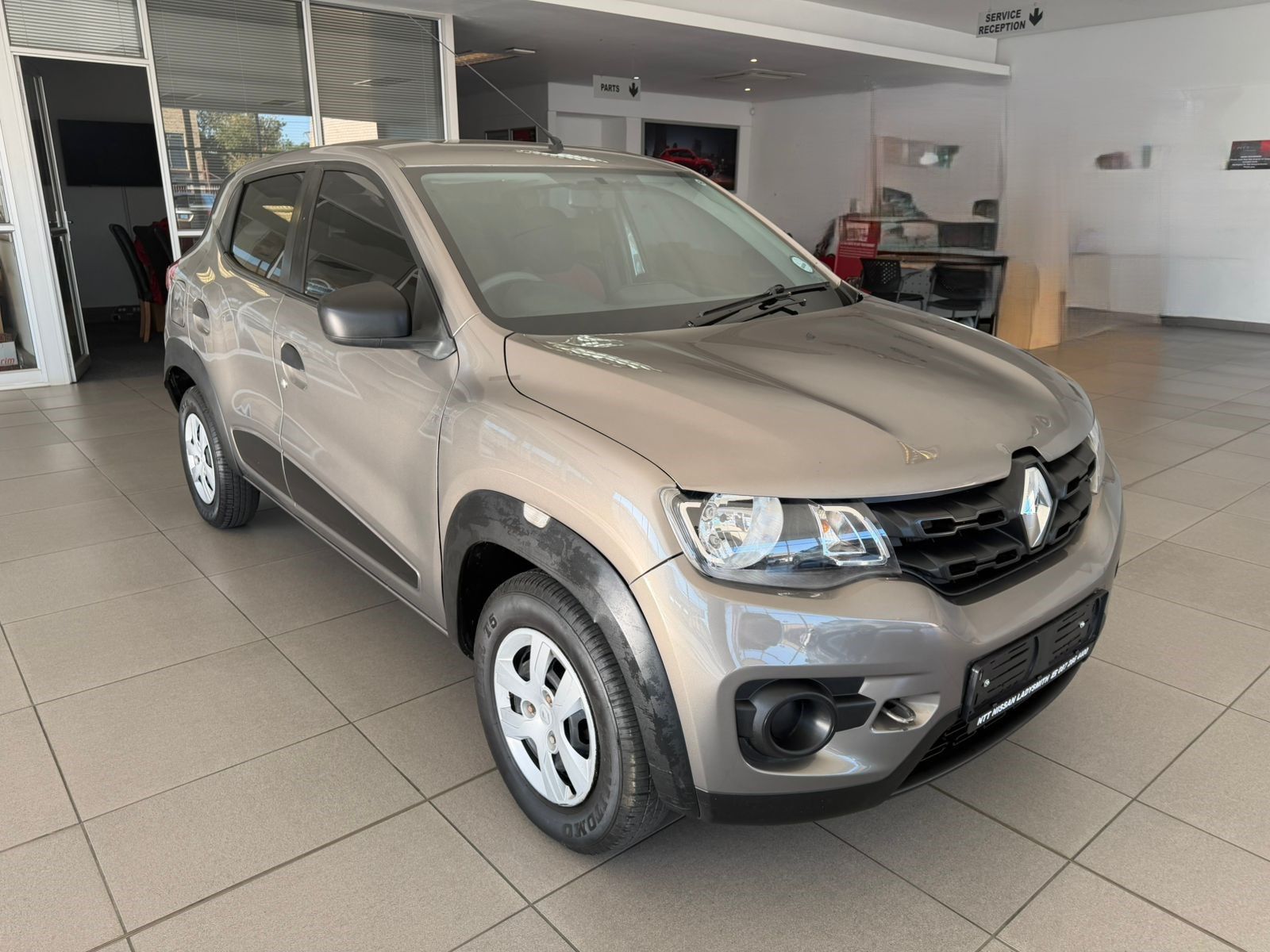 RENAULT KWID 1.0 EXPRESSION 5DR for Sale in South Africa