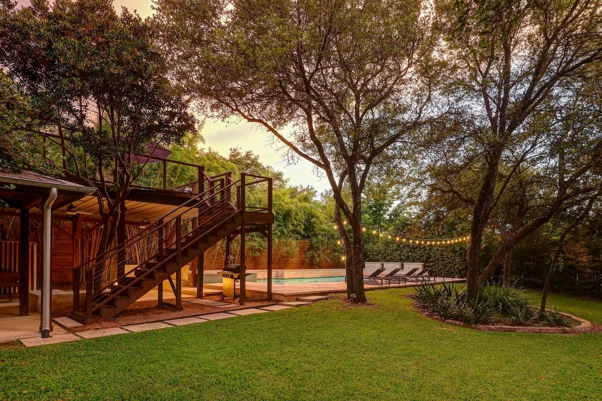 Family Holiday Retreat – Fire Pit, Pool, Hot Tub gallery image 4