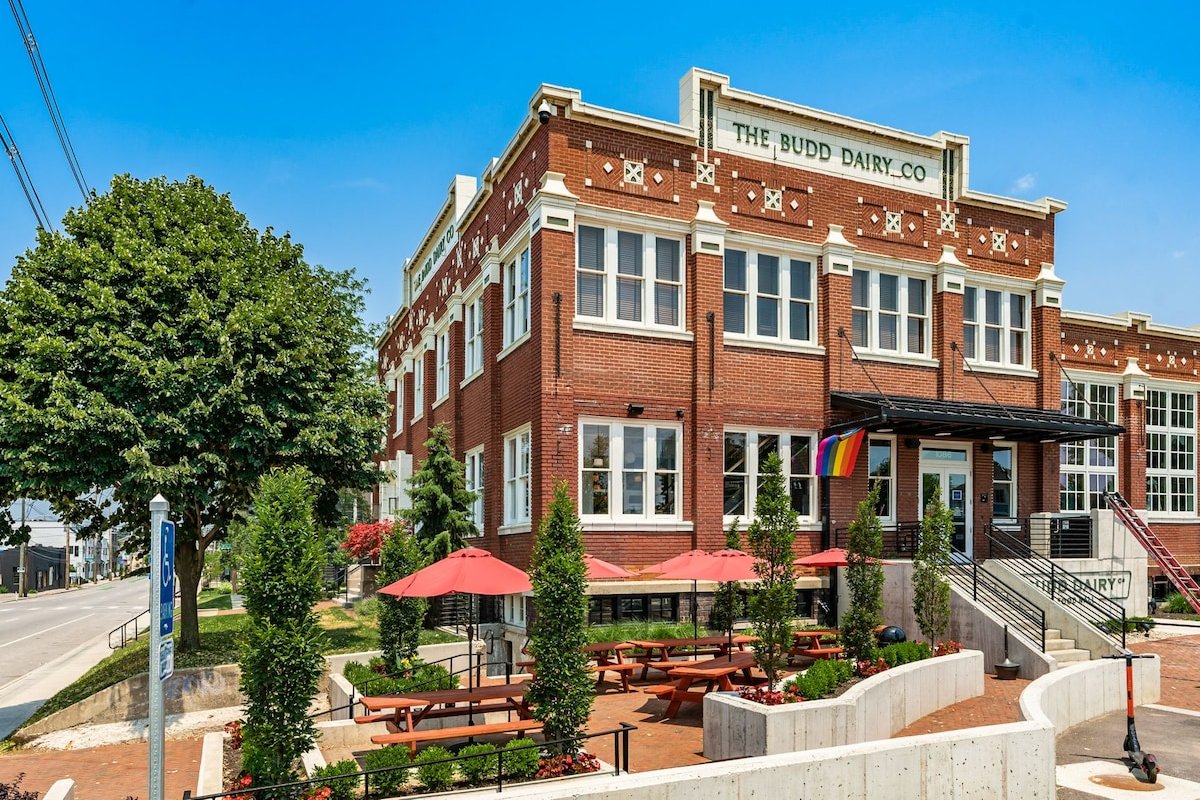 Top North Market Condo- Short North & FREE Parking gallery image 3