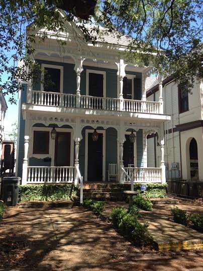 Mid City Classic on Streetcar Line Minutes from FQ gallery image 4