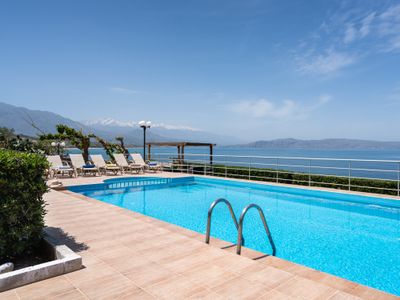 Family Beachfront Villa w/Private Pool & Play Area