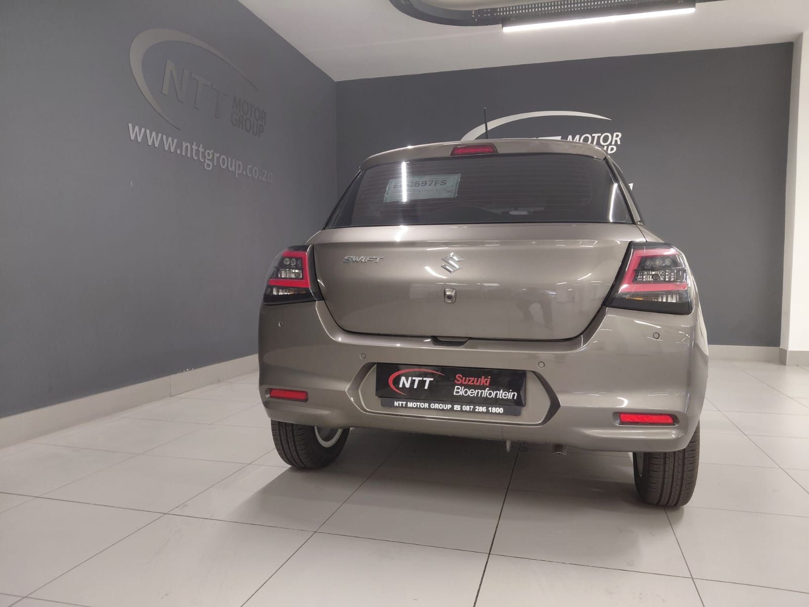 Used car gallery