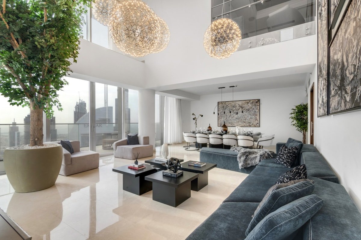 Downtown Triplex gallery image 5