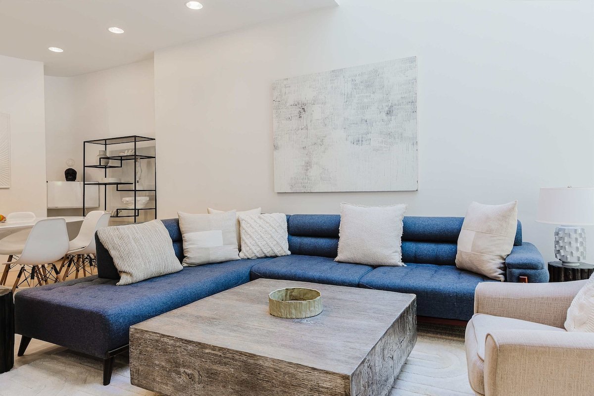 The Diplomat #1 – Boutique Designer Duplex gallery image 2