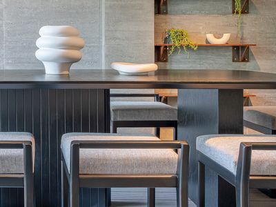 Minimal Zen PH | Iconic Terrace Steps from Masaryk