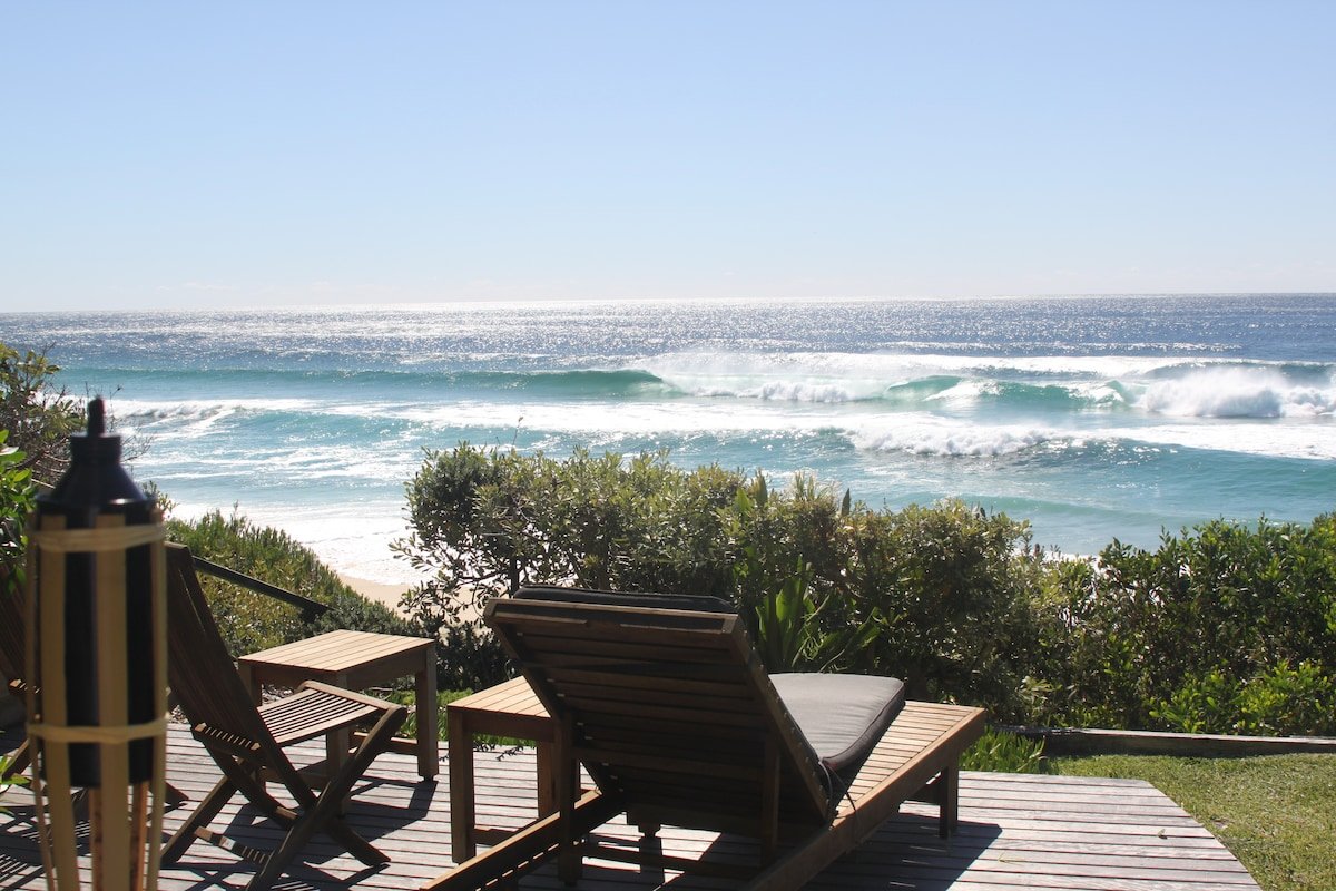 Azure on the Beach 1, Top 10 beachfront house. gallery image 2