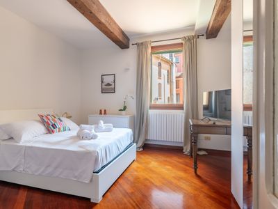 [Bologna Centro] – 12 People & Terrace + 170 mq