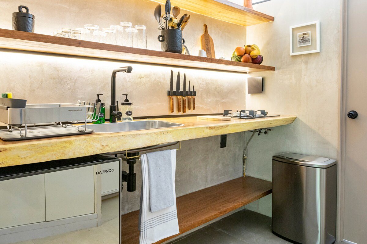 Boho apartment in Parque Mexico! gallery image 3