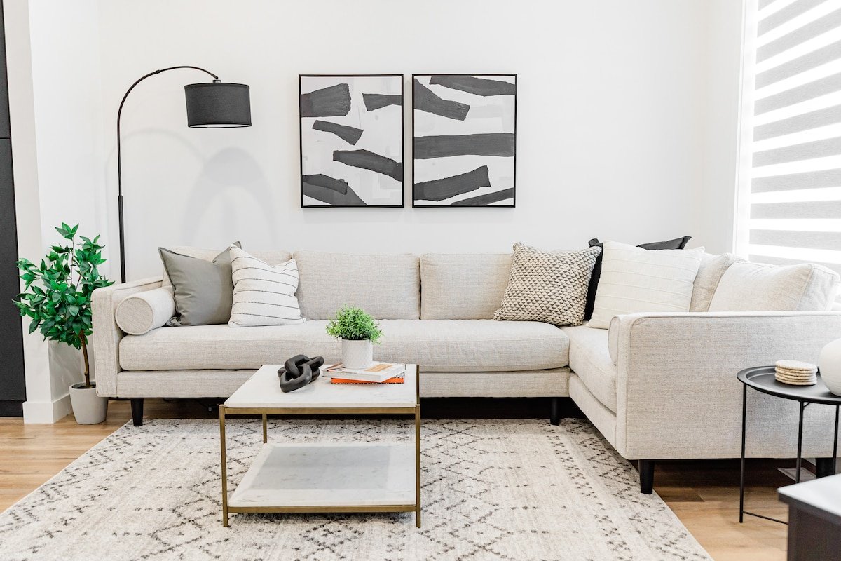 *1min Riverview Health 7min Downtown Free Parking gallery image 2