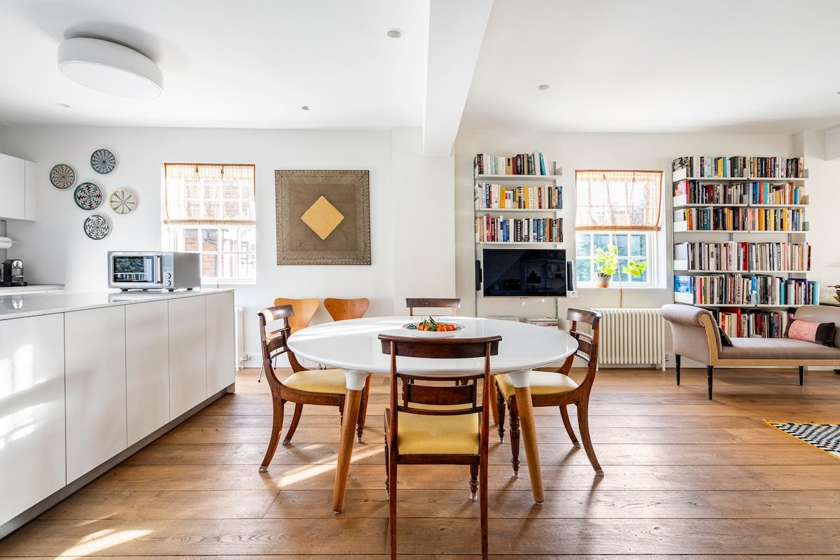 £2.5m Notting Hill Loft Home Privacy Chef Kitchen gallery image 5