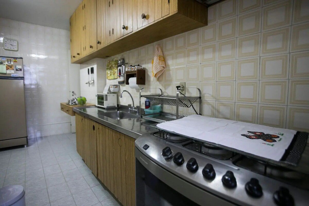 Perfeita localização no Leblon (3 quartos). gallery image 5