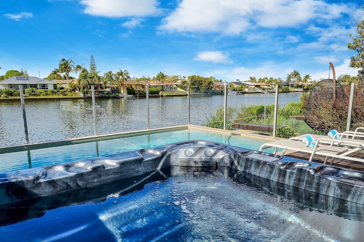 Spa|Pool|Canal Views|Paradise Tranquil Waterfront gallery image 2