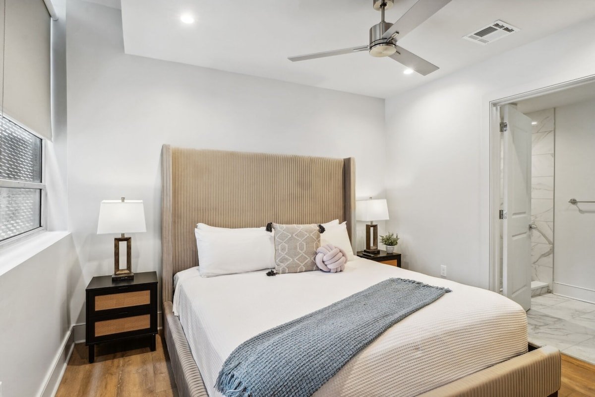 Upscale 5BD near the Superdome! Hot Tub + Pool Acc gallery image 5