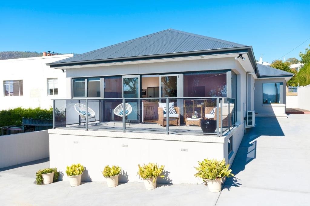 Maning Reef Sandy Bay gallery image 2