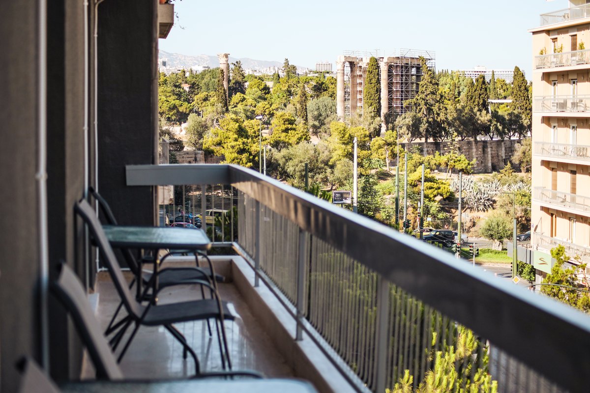 3BD w/ Temple of Zeus View – 5min to Acropolis