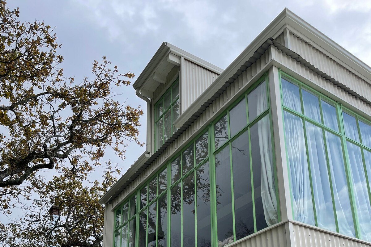 Victorian Gem by Steadfast Africa gallery image 3