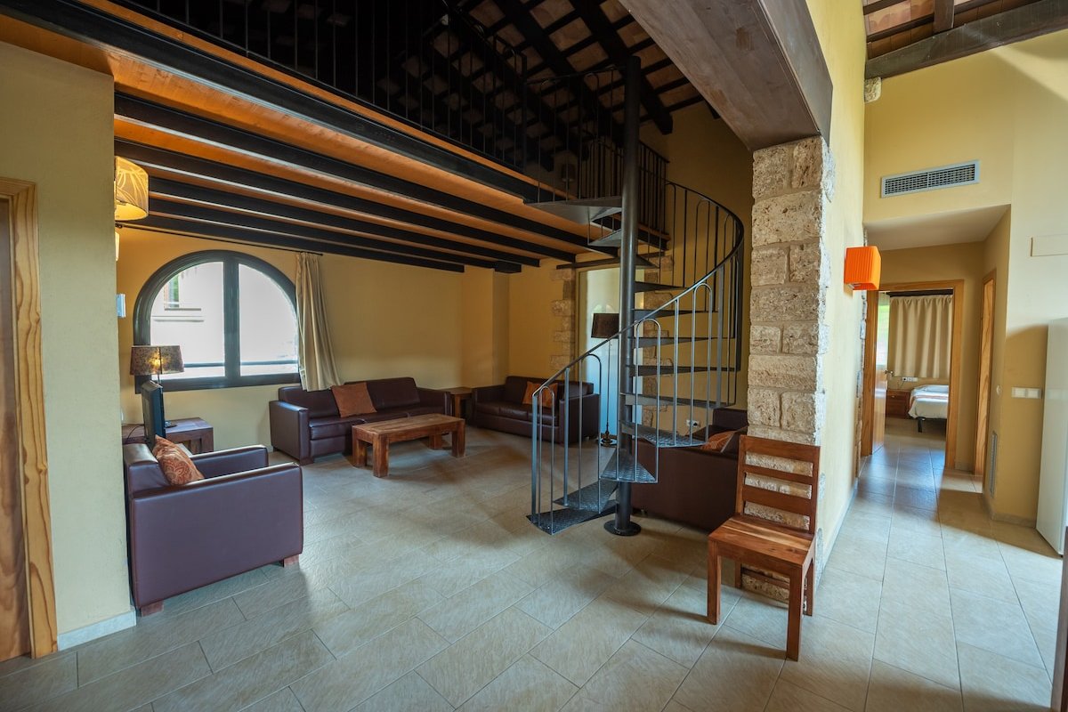 Apartamento 10-14pax L’ARCADA DE FARES gallery image 3