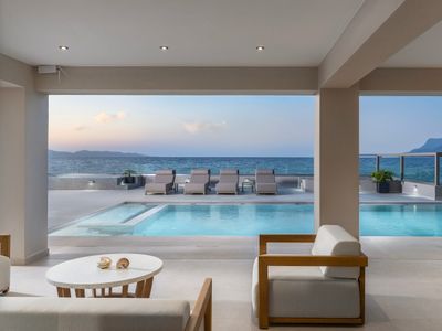 NEW VILLA EOS beach front