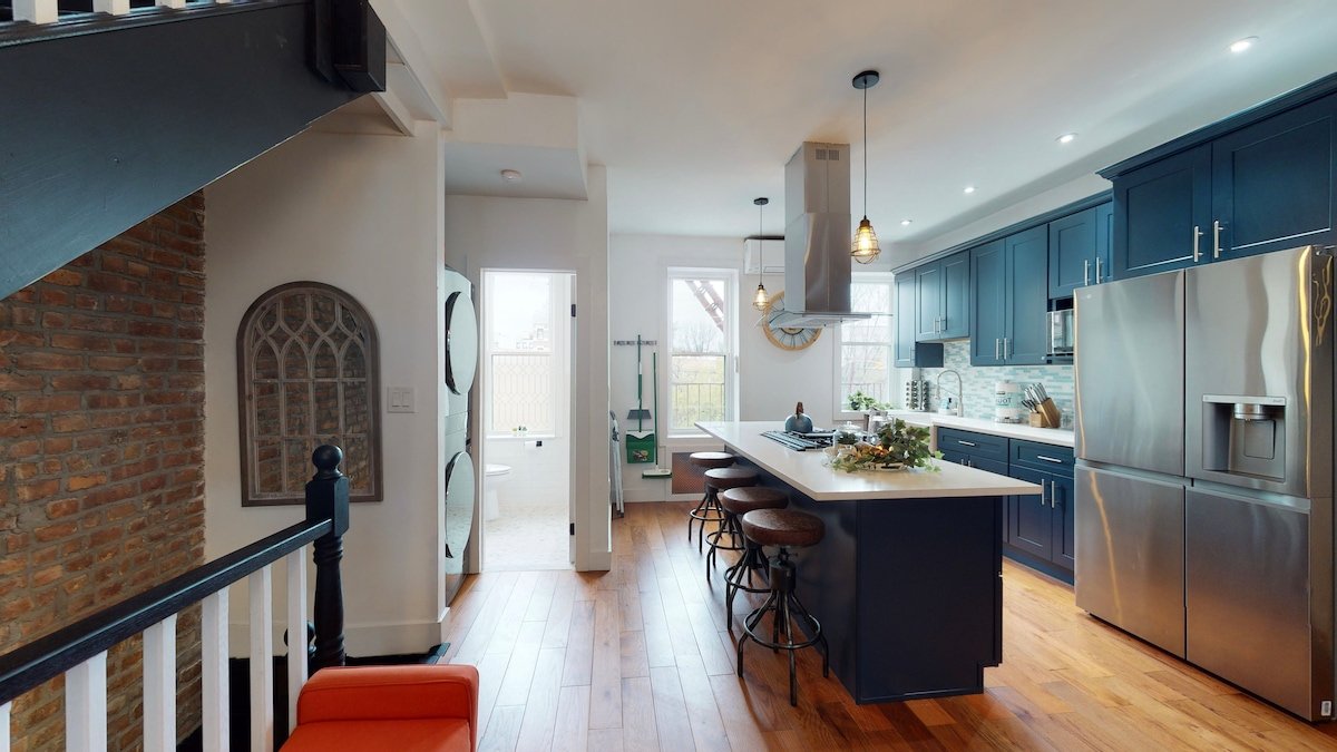 3 Bedroom Private Apt – DPLX gallery image 5