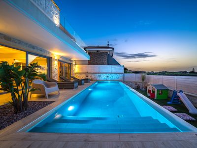 Villa Aiolos | Heated Pool